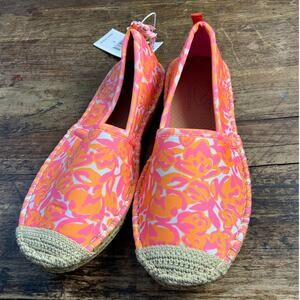 Vibrant Espadrilles in Pink and Orange